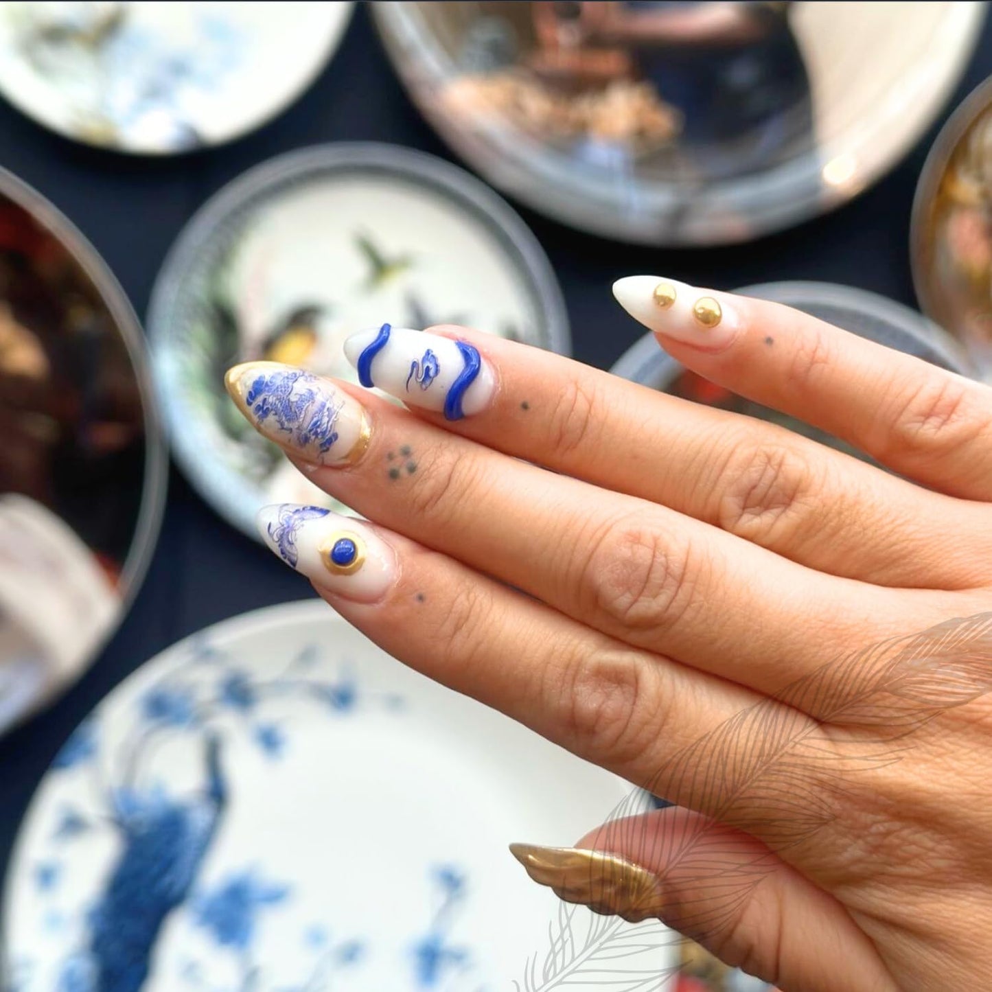 ARYANA NEW YORK Handmade Press On Nails - Blue Dragon Chinese Pottery